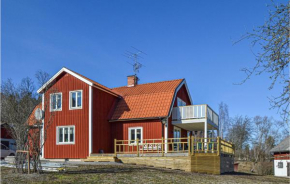 Amazing home in Strängnäs with Sauna, WiFi and 5 Bedrooms, Strängnäs
